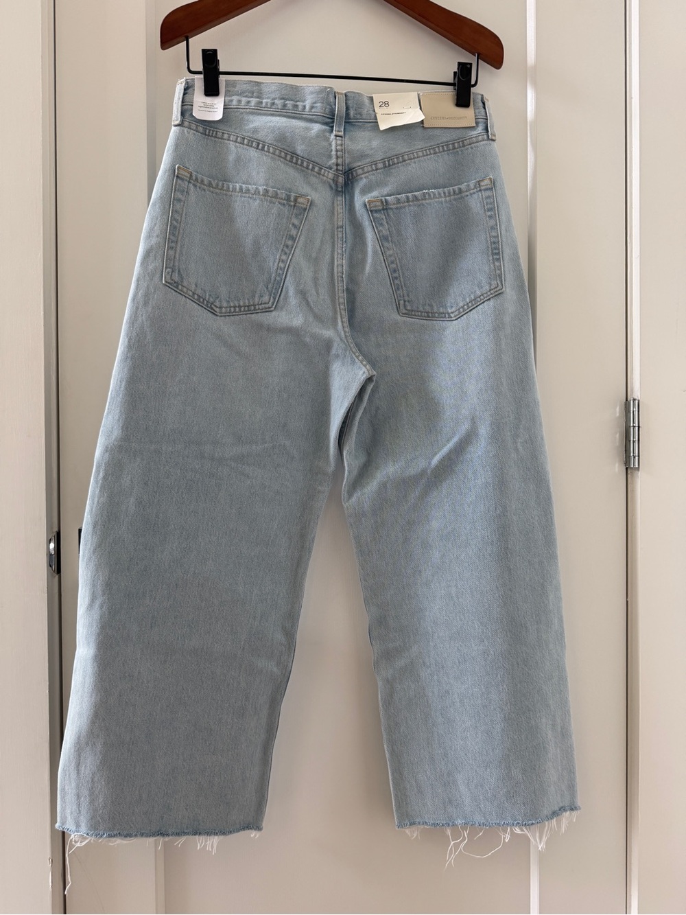 Citizens of Humanity Ayla Raw Hem Crop Jeans Size 28 NWT - Picture 5 of 12
